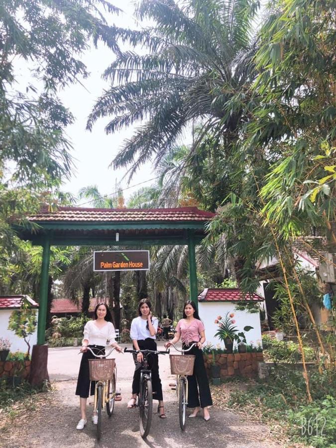 Отель Palm Garden House Quang Tri Экстерьер фото