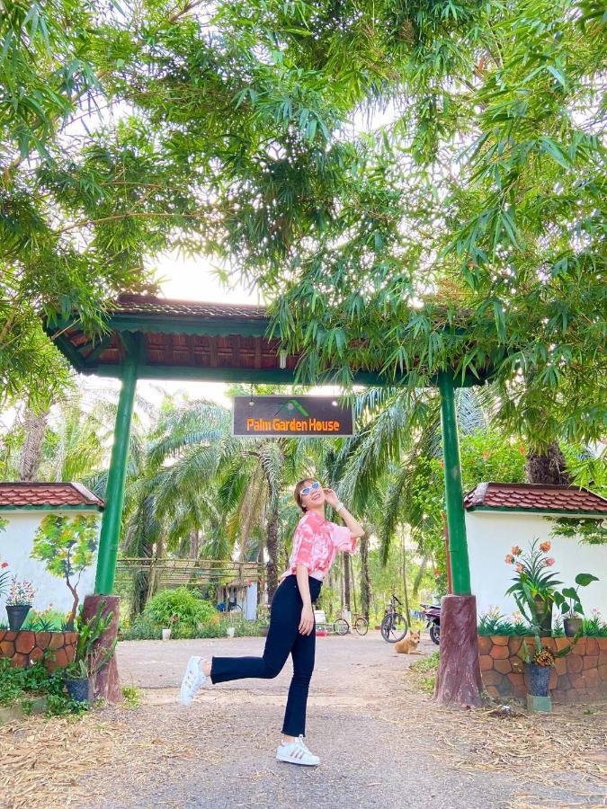 Отель Palm Garden House Quang Tri Экстерьер фото
