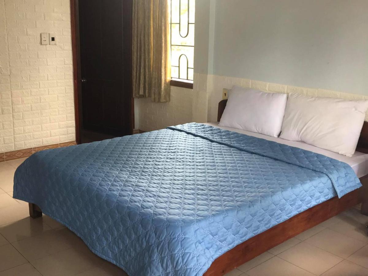 Отель Palm Garden House Quang Tri Экстерьер фото