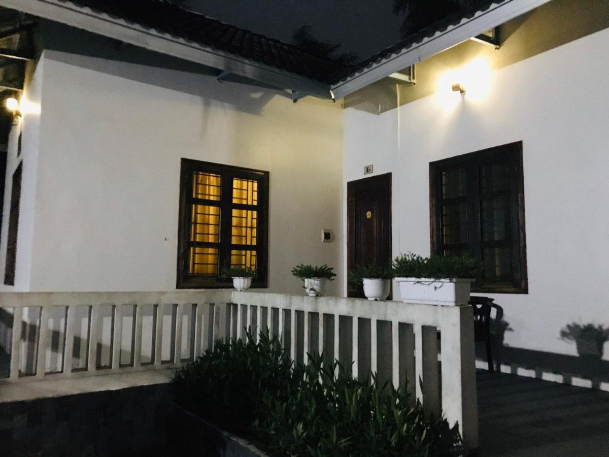 Отель Palm Garden House Quang Tri Экстерьер фото